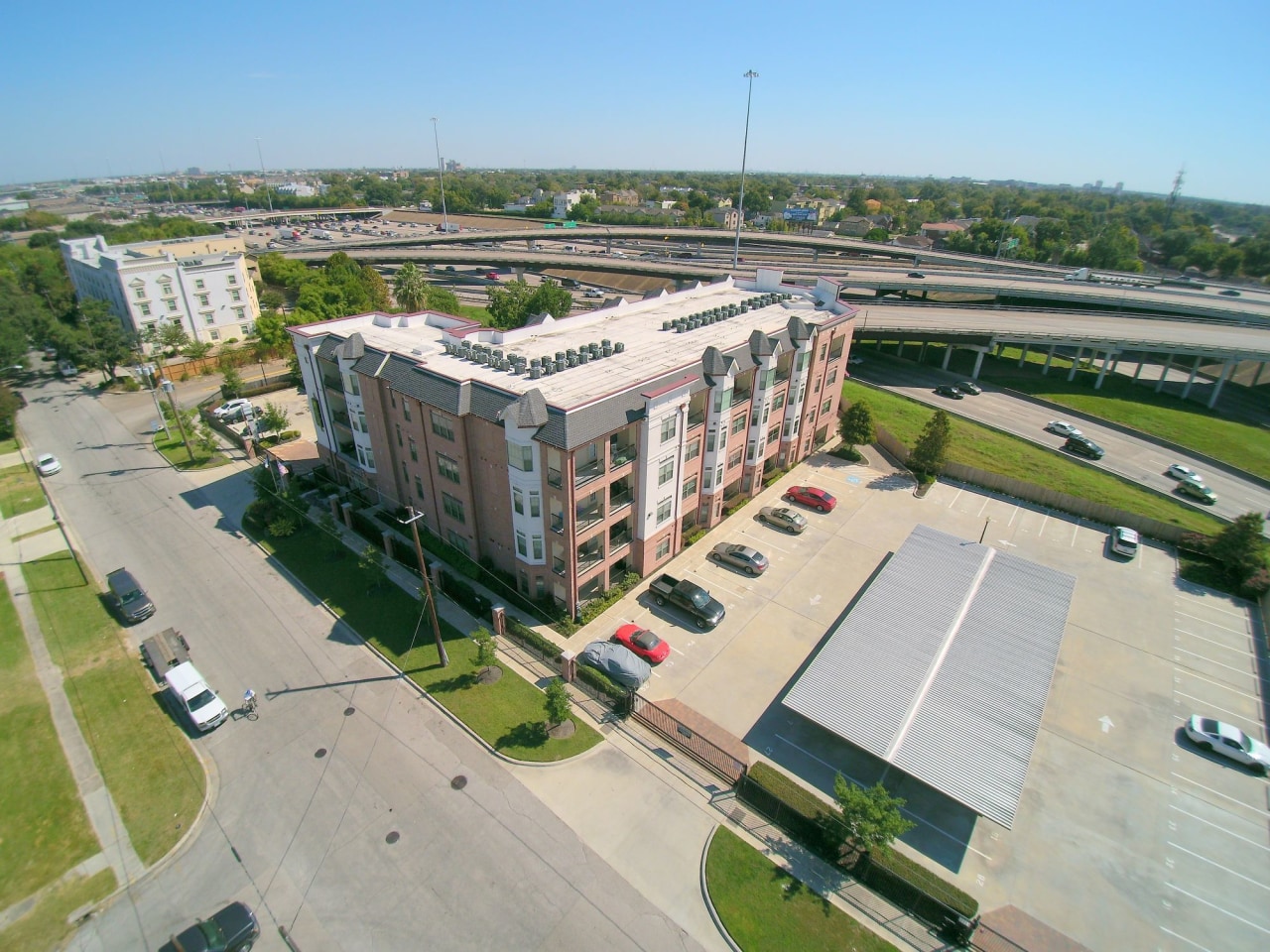 Midtown Grove Image 7