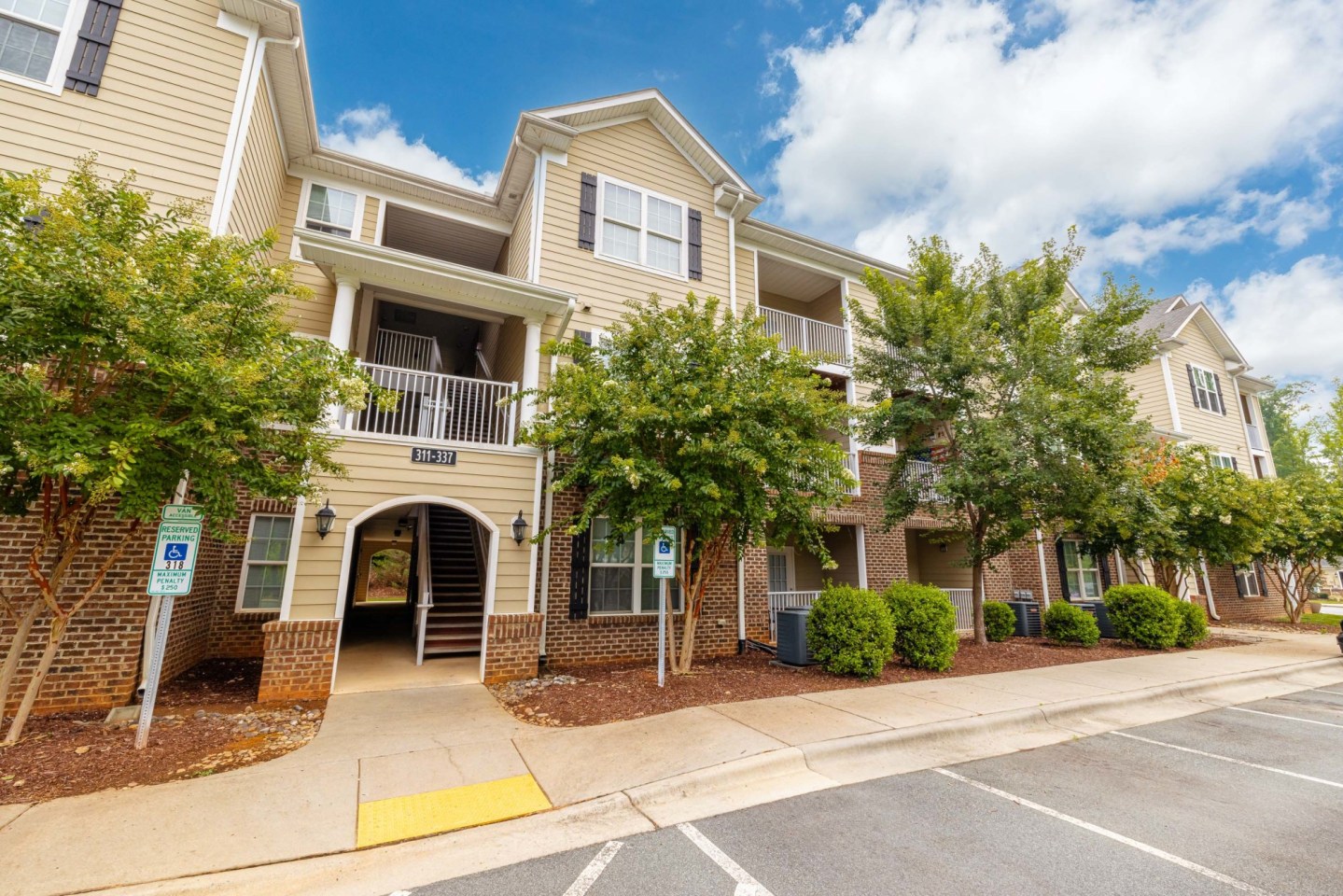 Alexander Pointe Image 41
