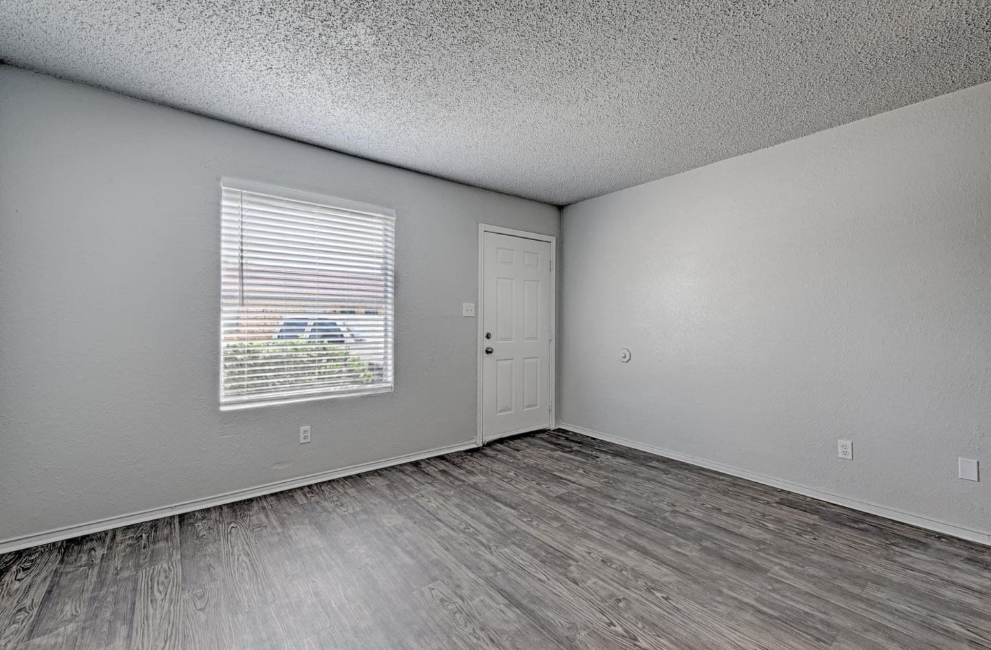 Shady Oaks Apartment Homes Image 13