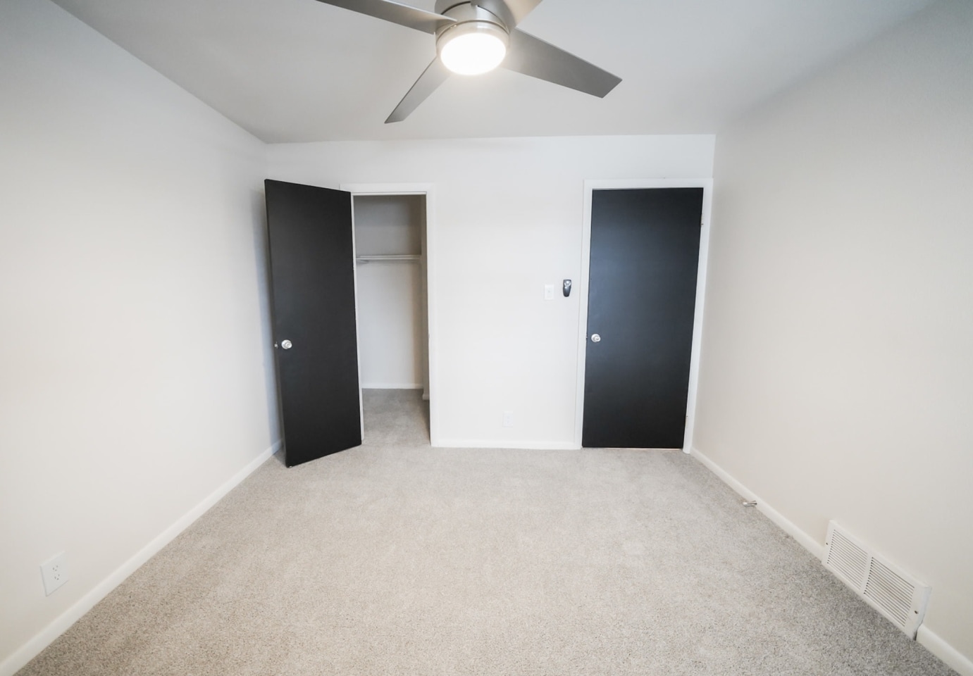 Autumn Glen Apartment Image 5