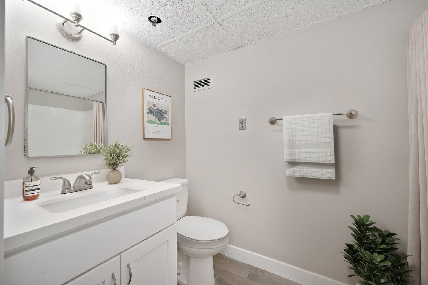 Senior Living - Madison Tower Image 12