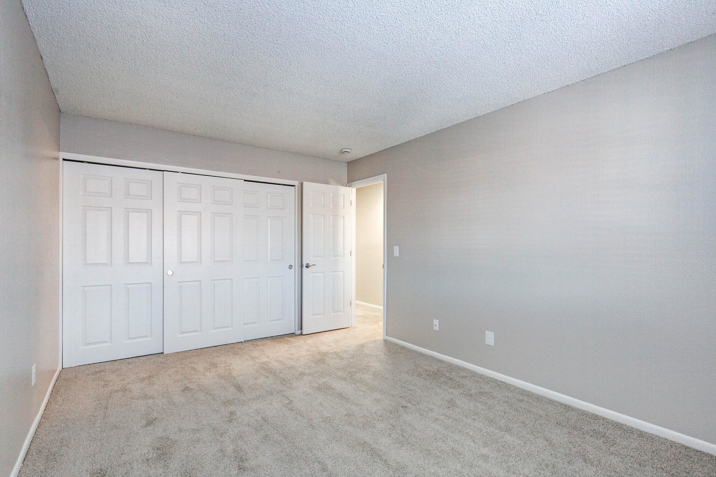 Briar Grove Townhomes Image 184
