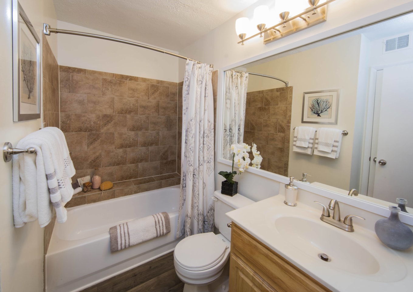 The Madison at Eden Brook Image 21