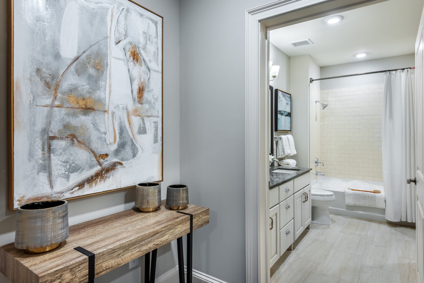 511 Queens Image 11