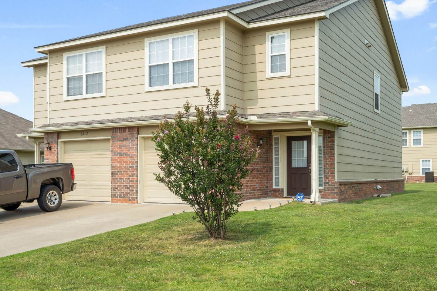 Glen Eagle Duplexes Image 2