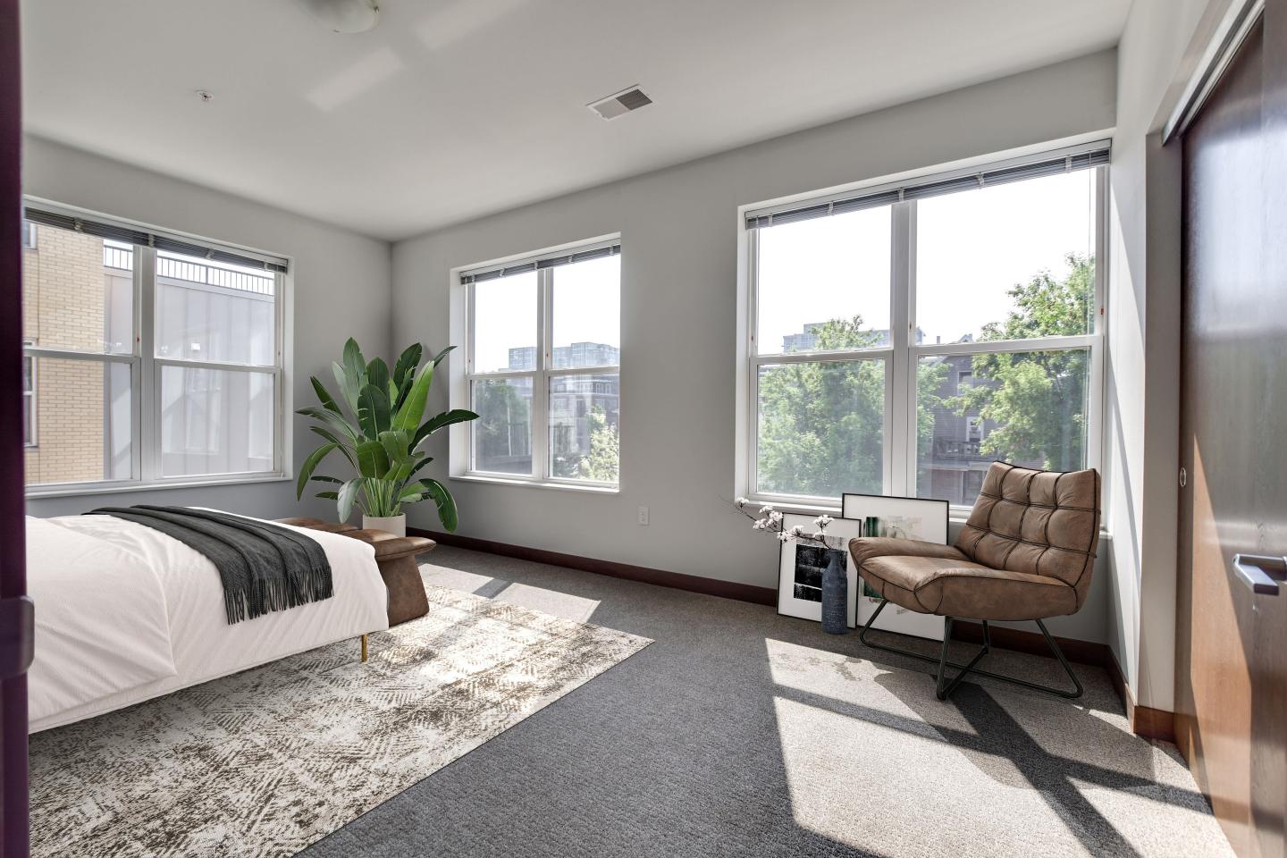 700 East Image 10
