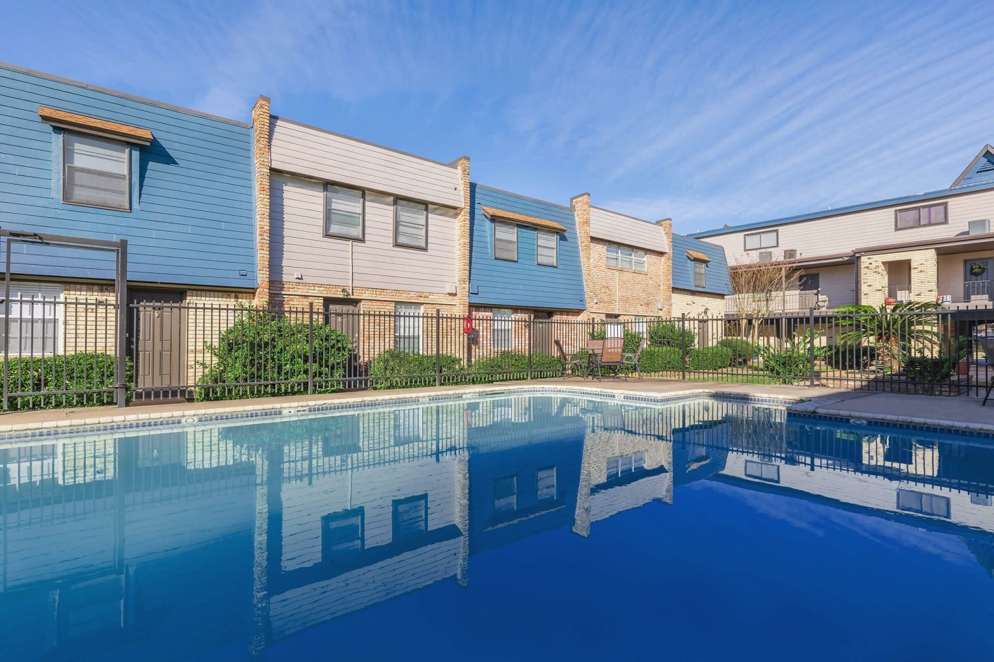 Camelot Apartments Image 20