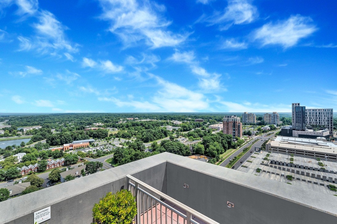 The Cosmopolitan at Reston Town Center Image 55