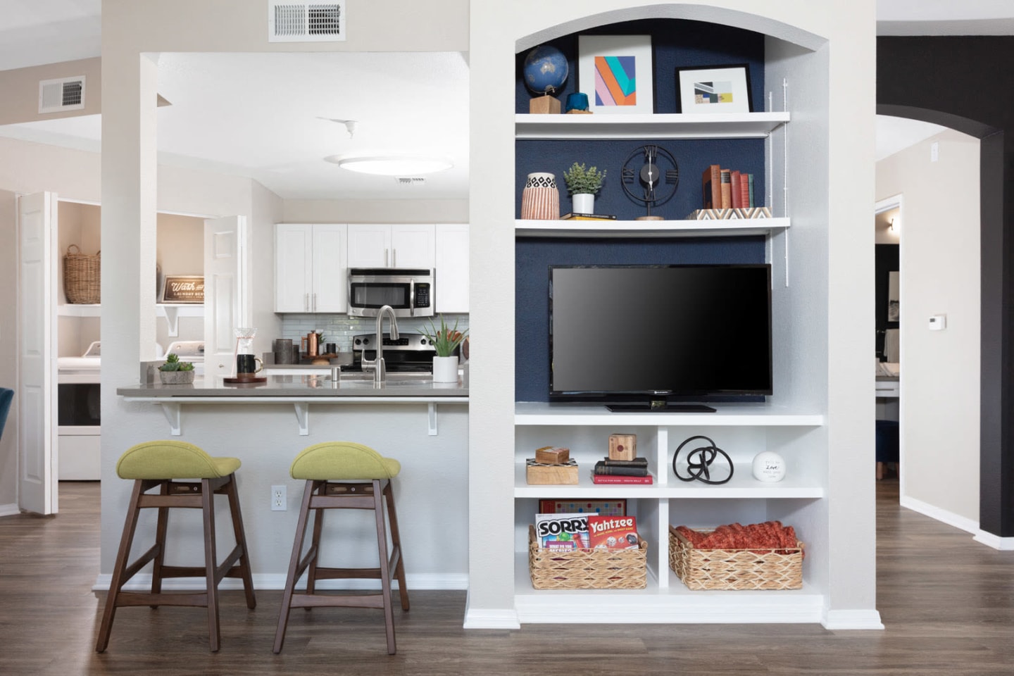 Montrachet Apartment Homes Image 4