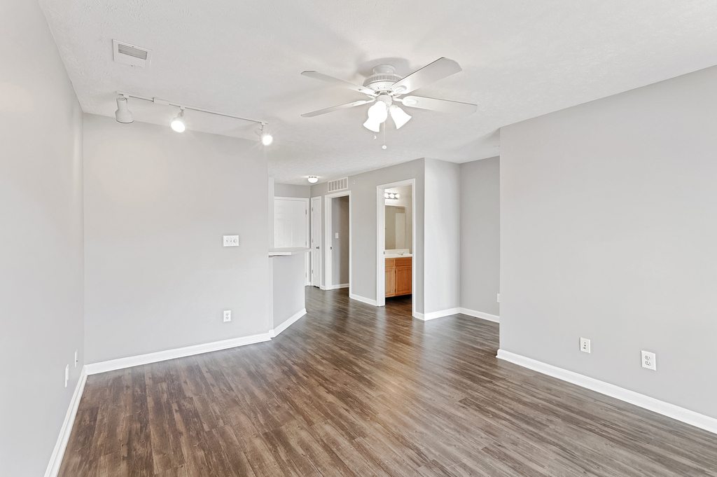 Maple Brook Apartments Image 21