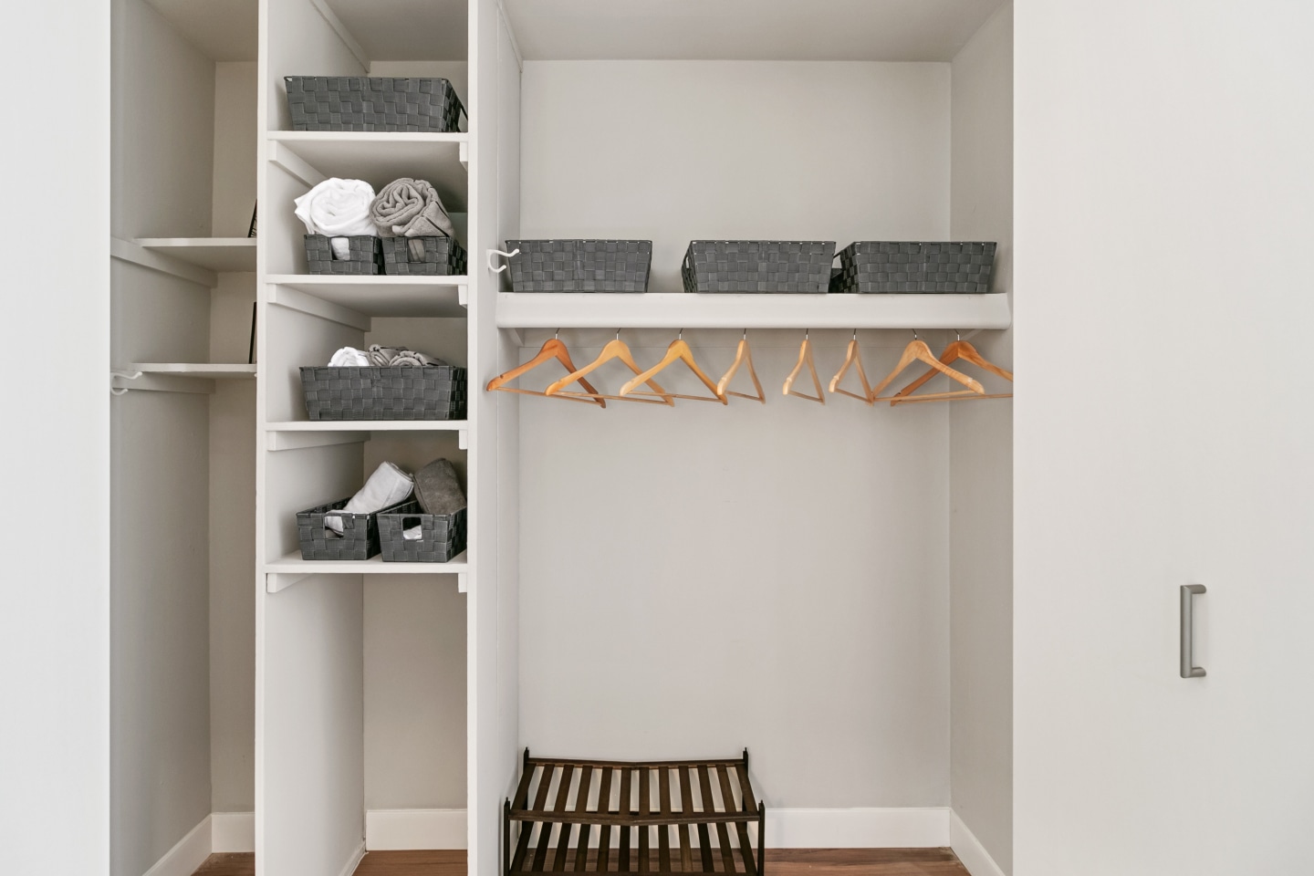 Pavilion Apartments Image 15