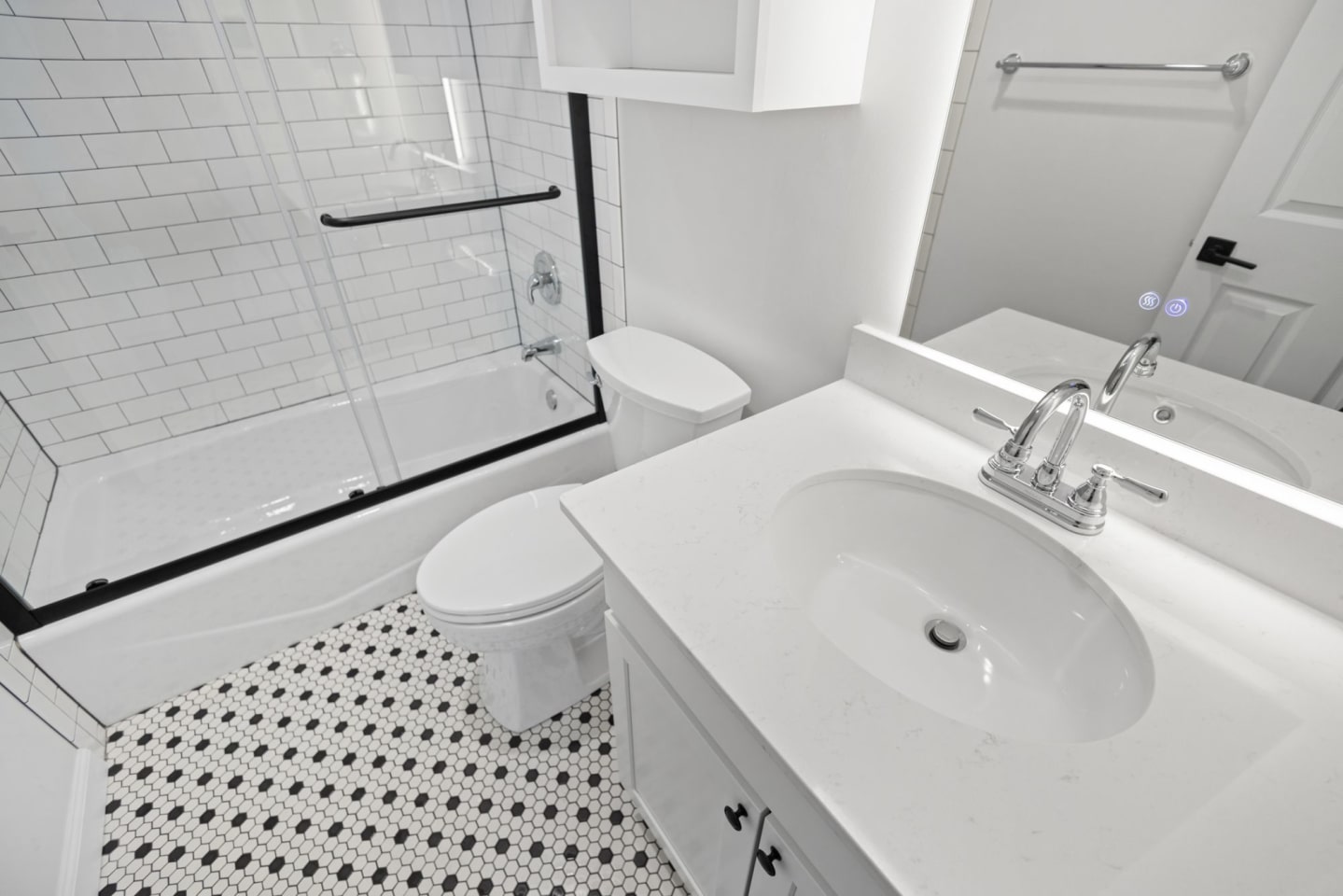 Marott Apartments Image 17