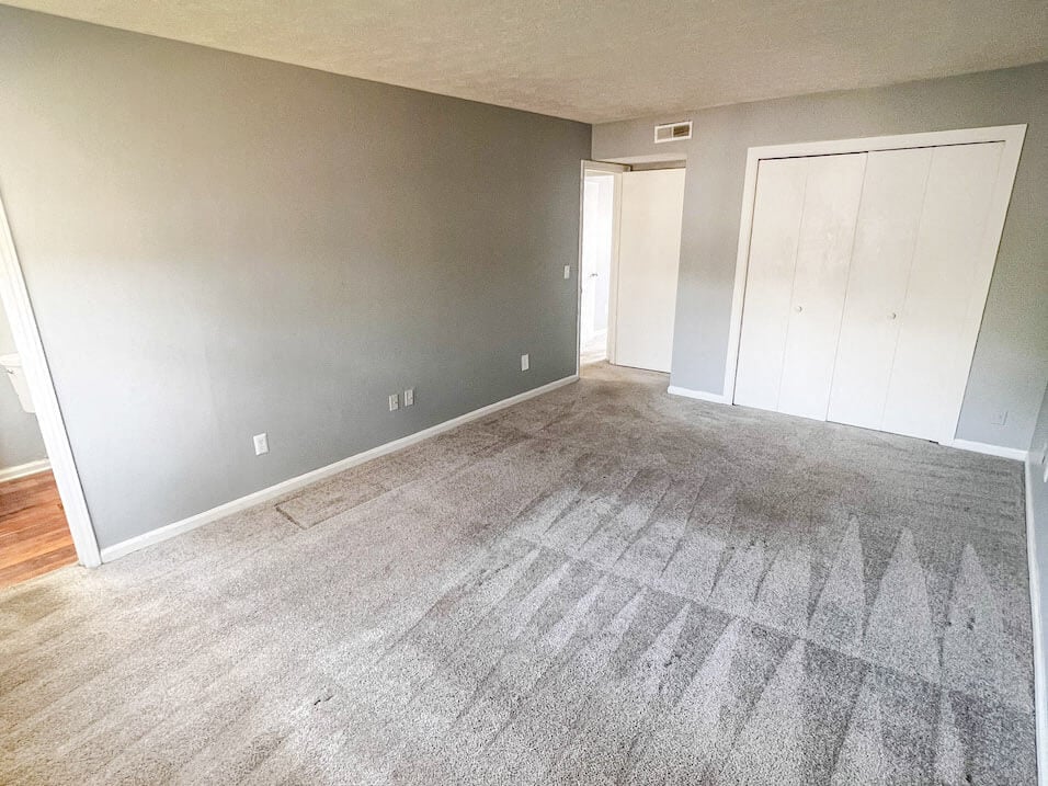 Pine Grove Apartments Image 8