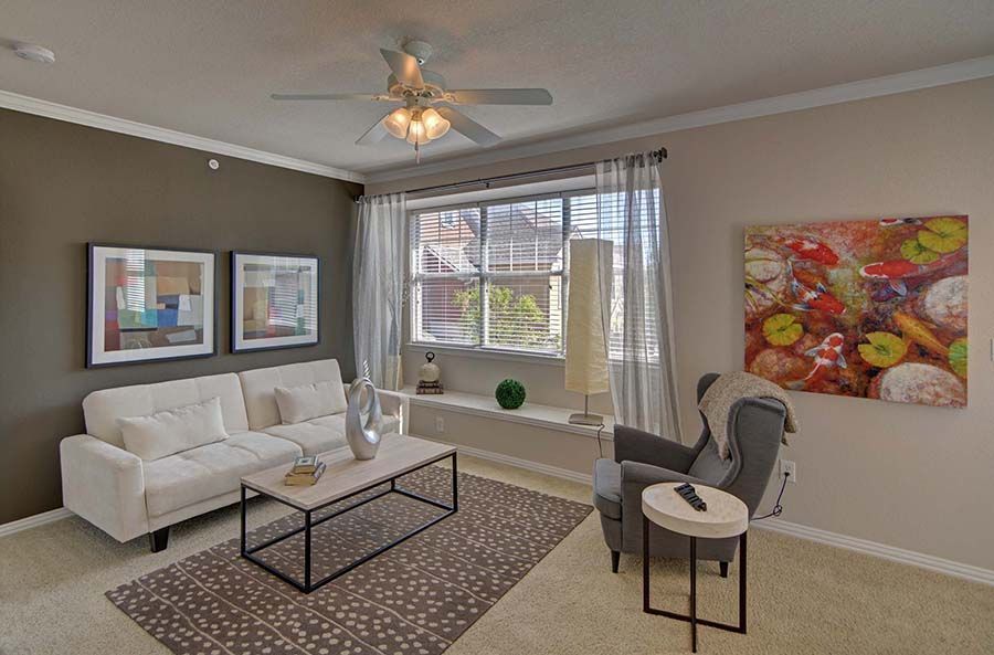 Lakepointe Residences Image 1
