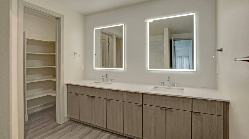 The Carillon Apartment Residences Image 27