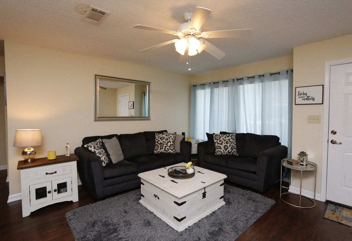 Briarwood Condominiums Image 5