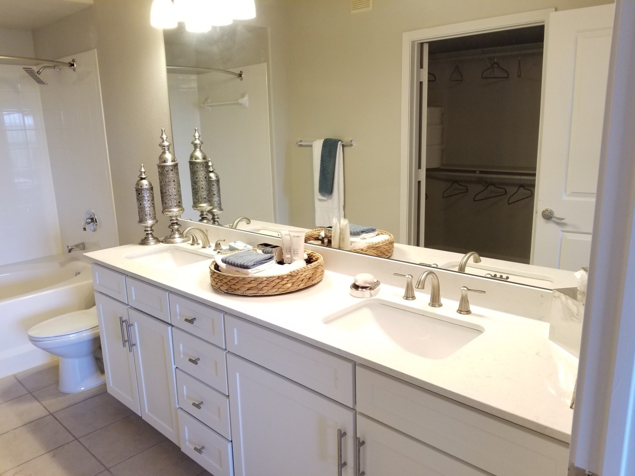 10X Living Grandview Image 13