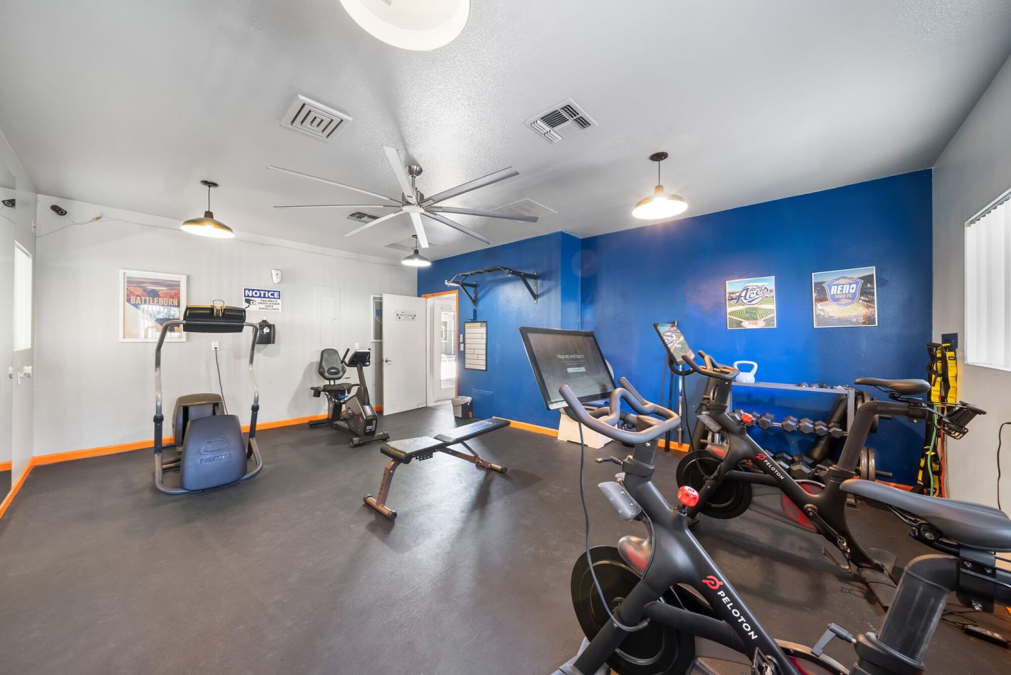 Bristle Pointe Image 11