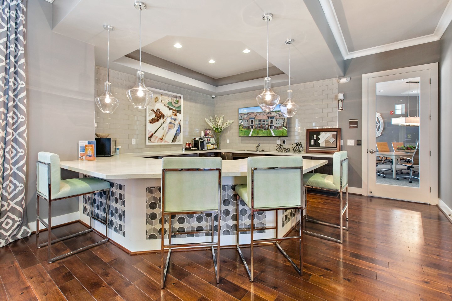 Sadler House Luxury Apartment Homes Image 28