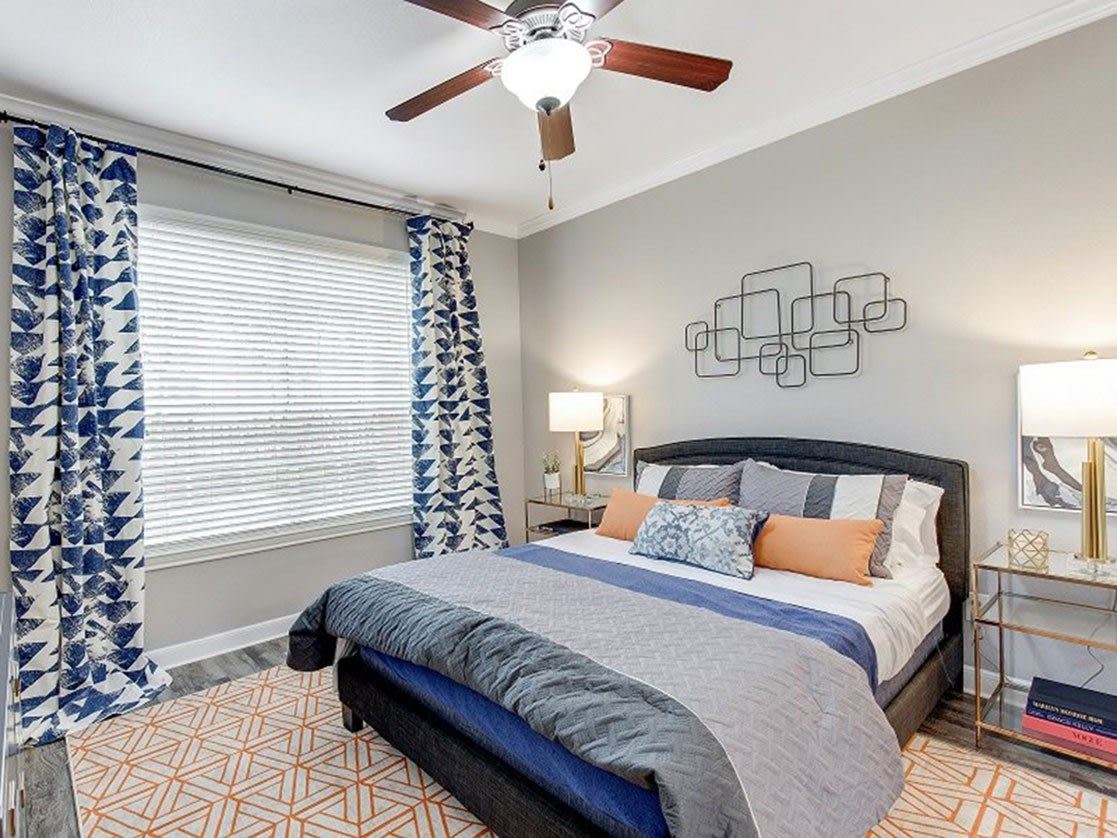 The Village at Bellaire Apartments Image 62