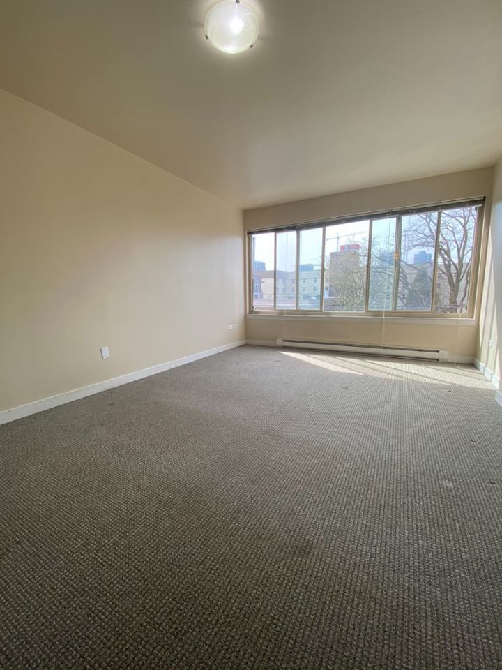Iliad Apartments Image 1
