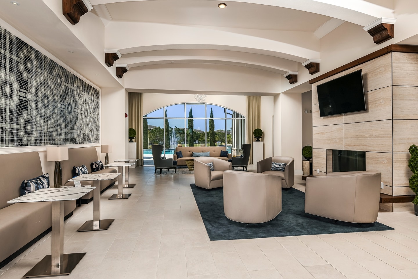 Venetian Isle Image 12