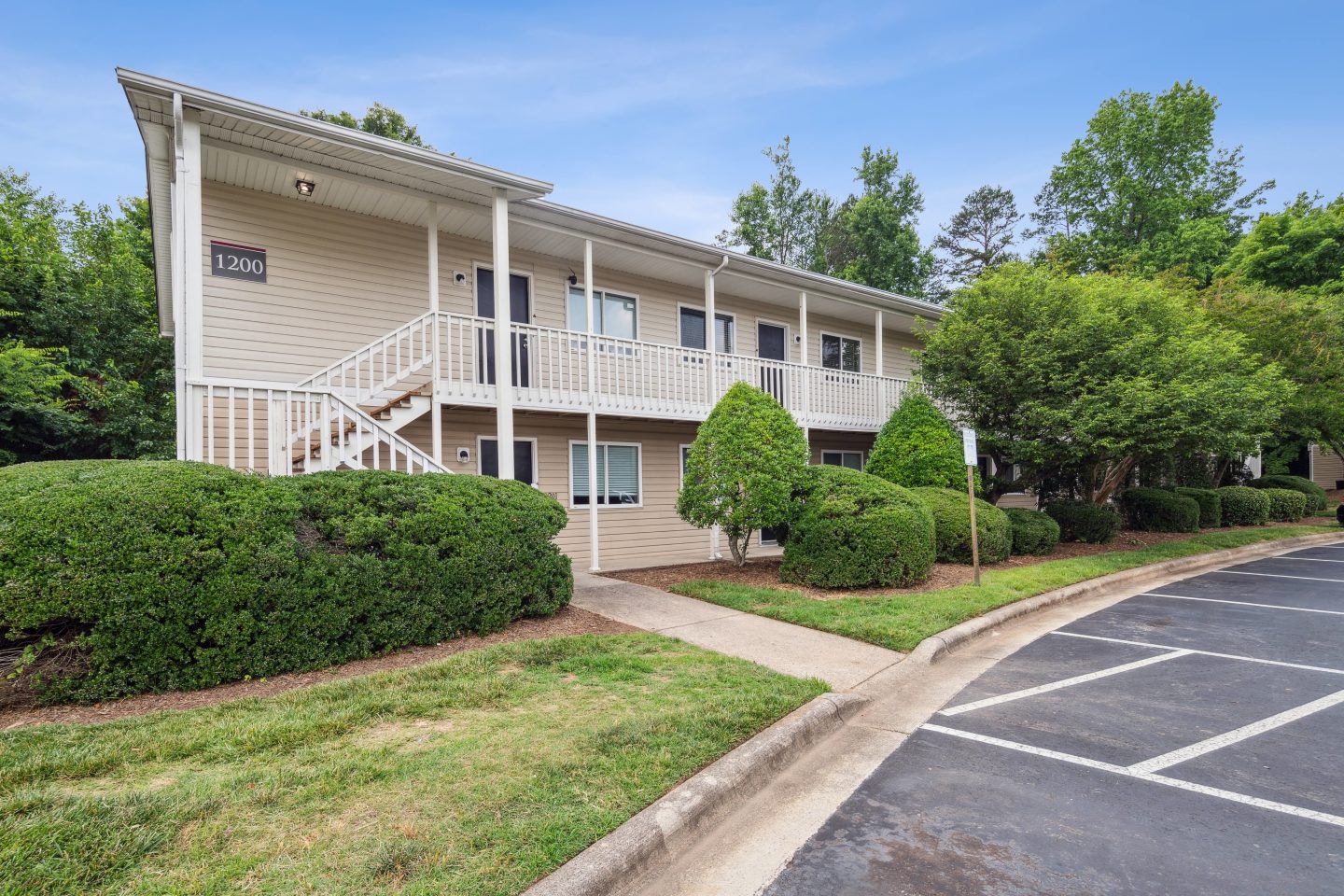 Crestview Huntington Image 18
