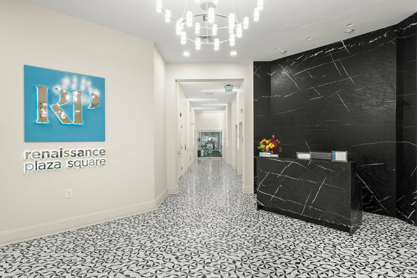 Renaissance Plaza Square Image 29
