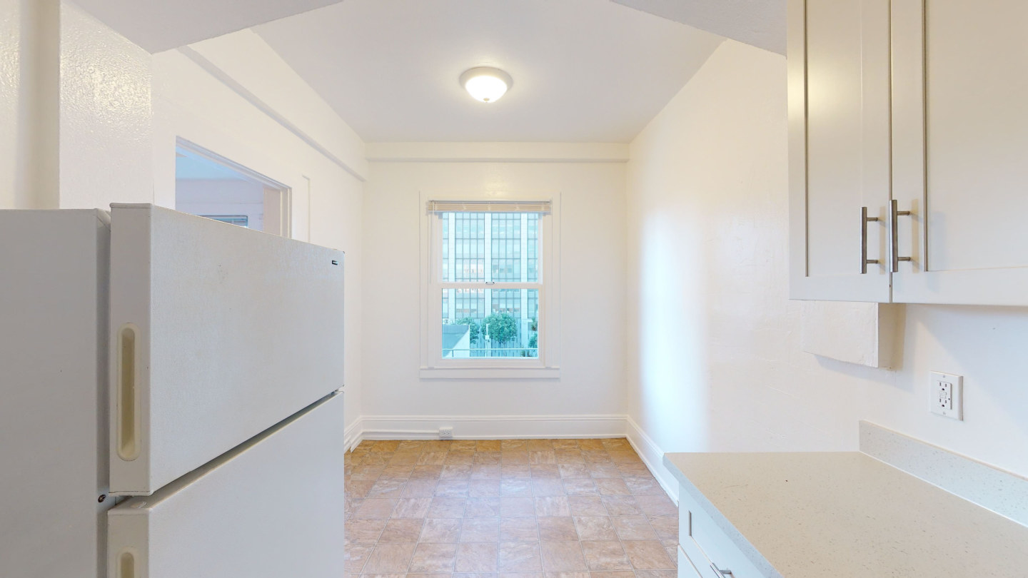 665 Eddy St Image 23