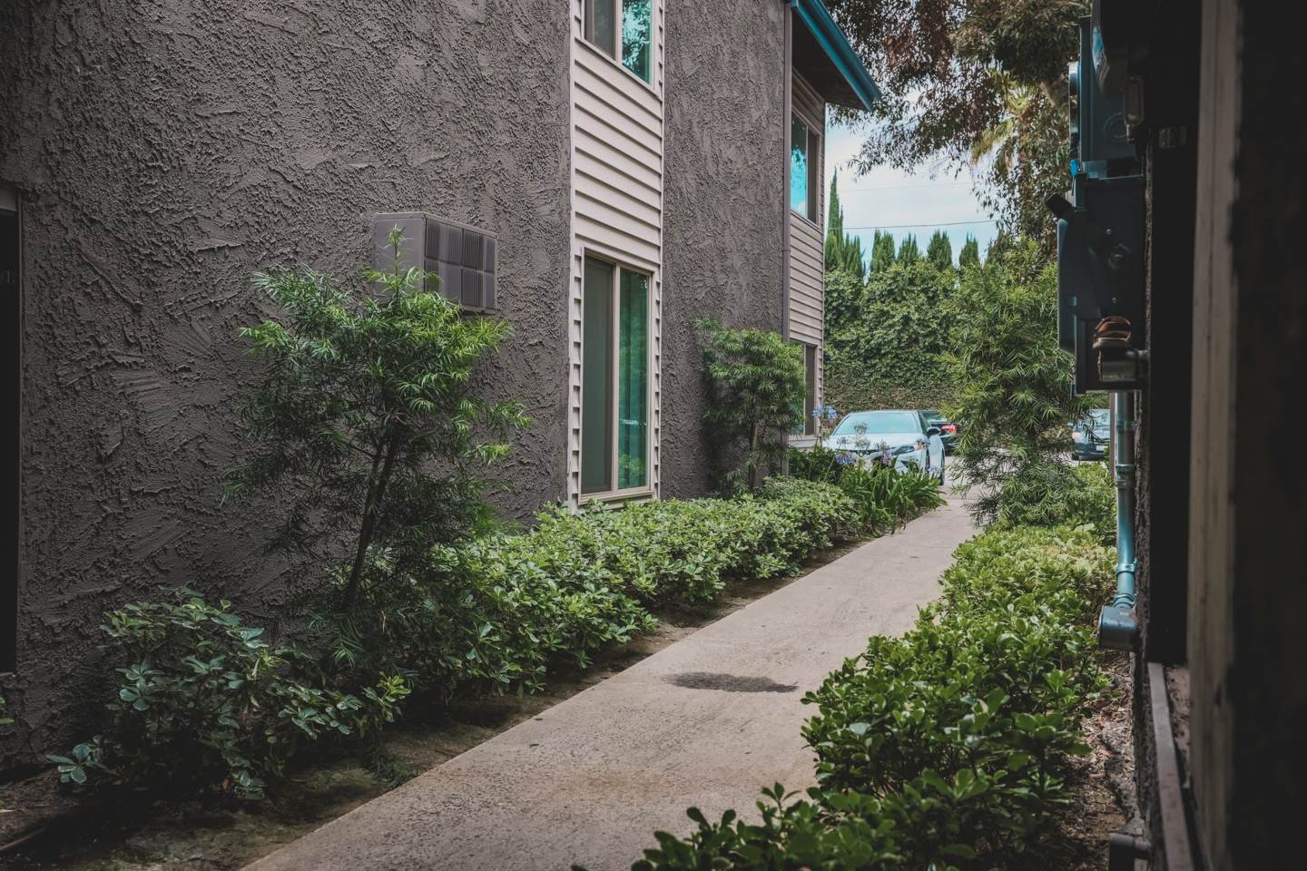 6535 Haskell Avenue Image 3