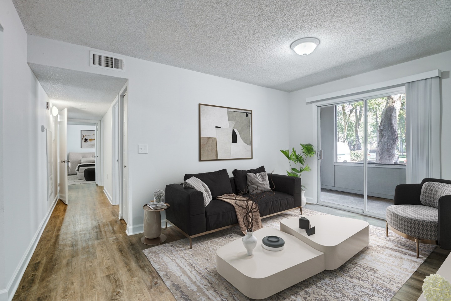 Chelsea Apartments Image 4