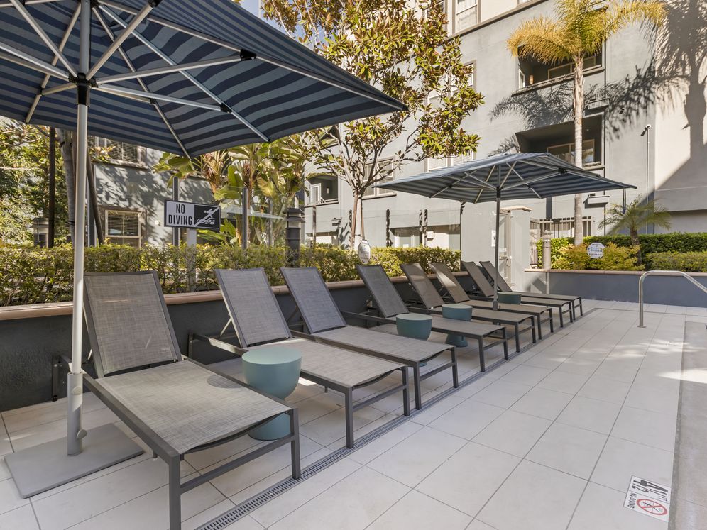 Avalon Encino Image 31