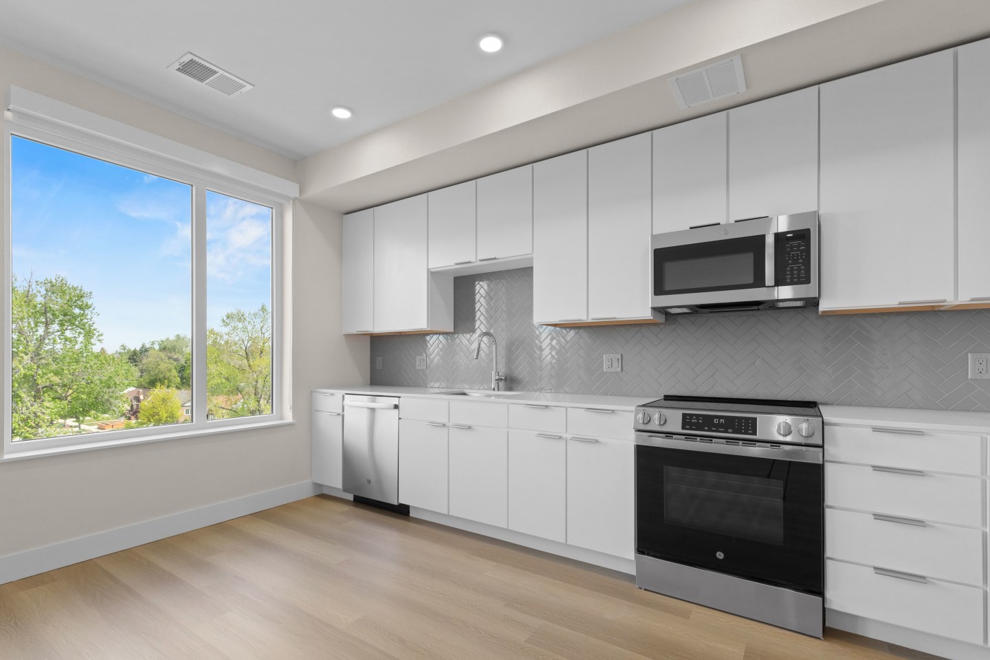 Frameline Apartments Image 2
