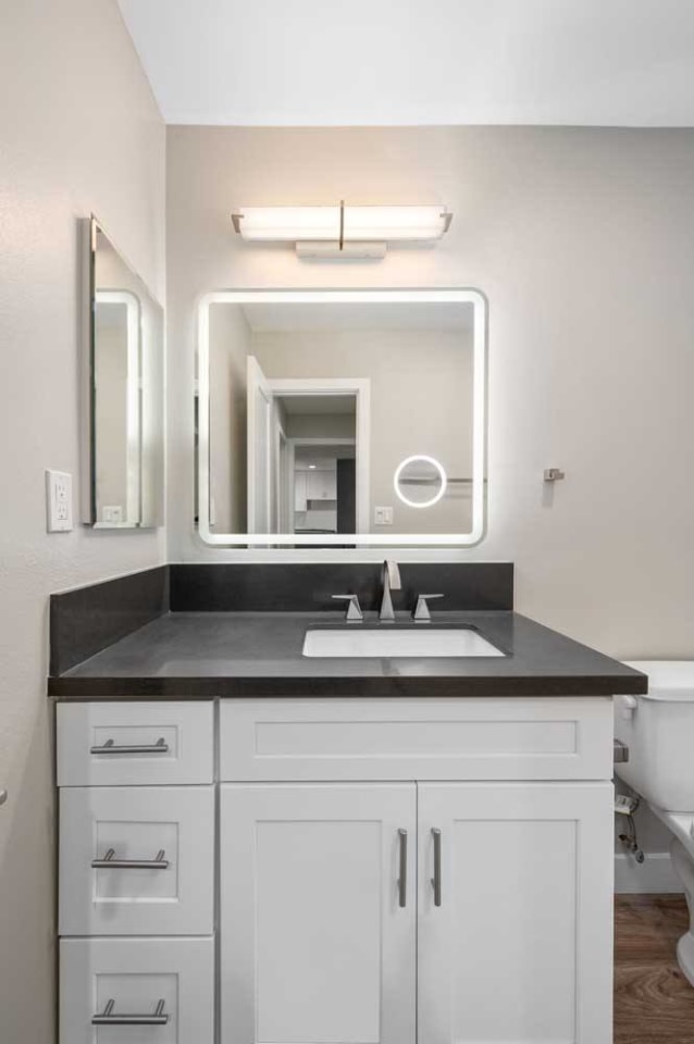 Los Robles Apartments Image 28