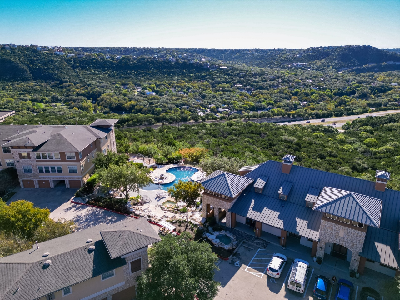 10X Living Grandview Image 25