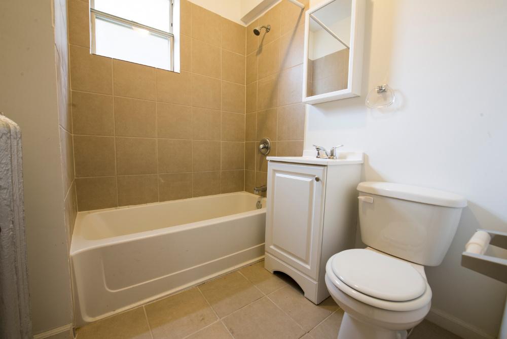 5504 S Wabash Avenue Image 7