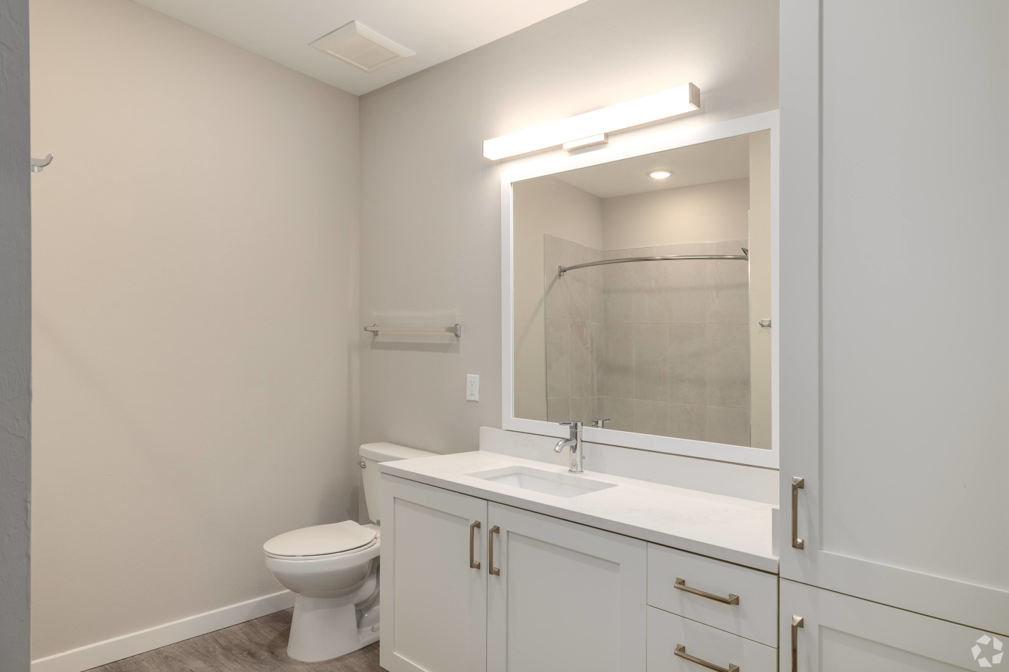 Imperial Crossing Luxury Apartment Homes Image 38