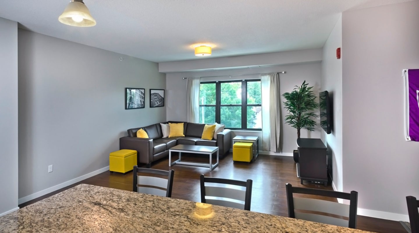 Grand & Finn I - Student Housing Image 6