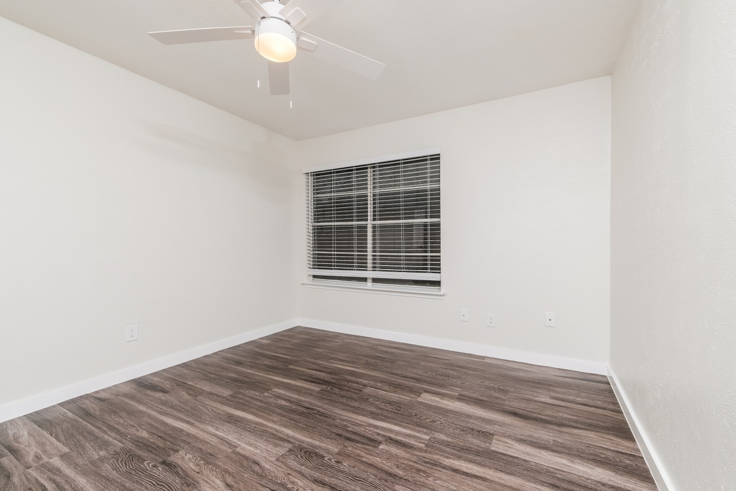 Oakline Apartments Image 25