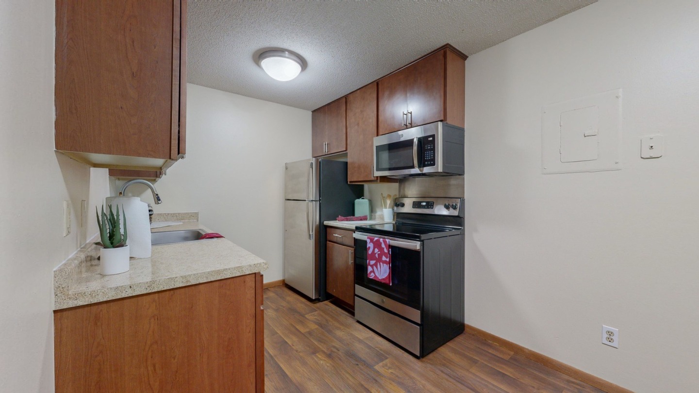 River 10 Apartments Image 17