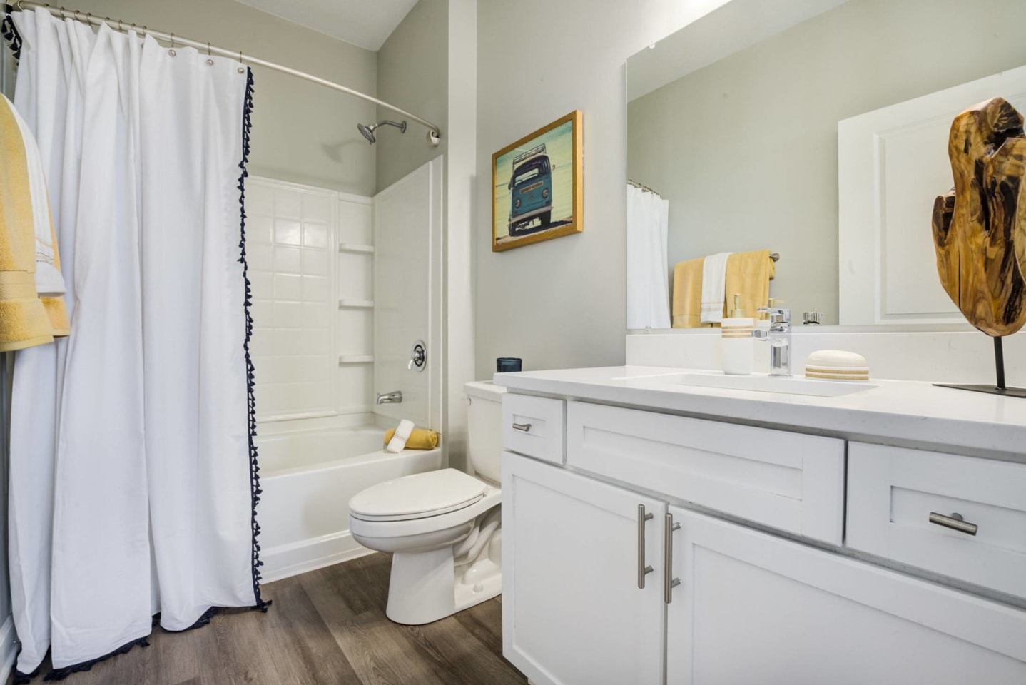 Avana Lake Norman Image 9