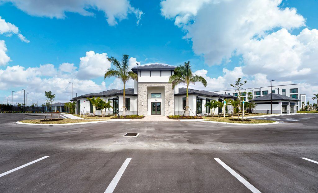 Siesta Lakes Apartment Homes Image 29