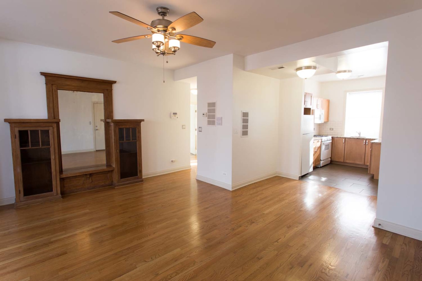 5401-5409 S. Cottage Grove Avenue Image 21