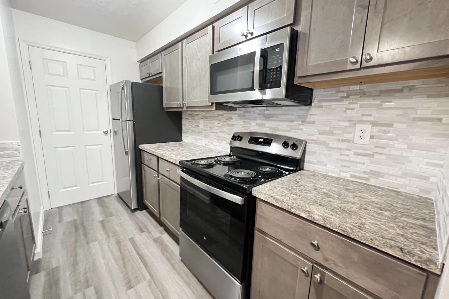 Deercross Apartments Image 97