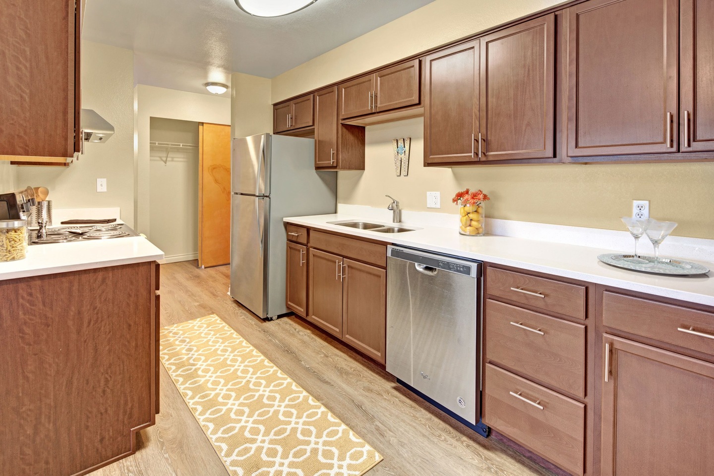 Century Plaza Apartment Homes Image 1