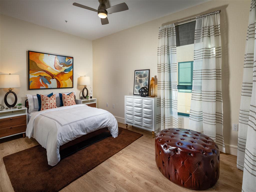 2300 Wilshire Image 17