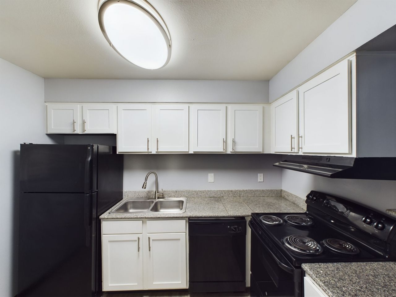 Parkside Apartments Image 3