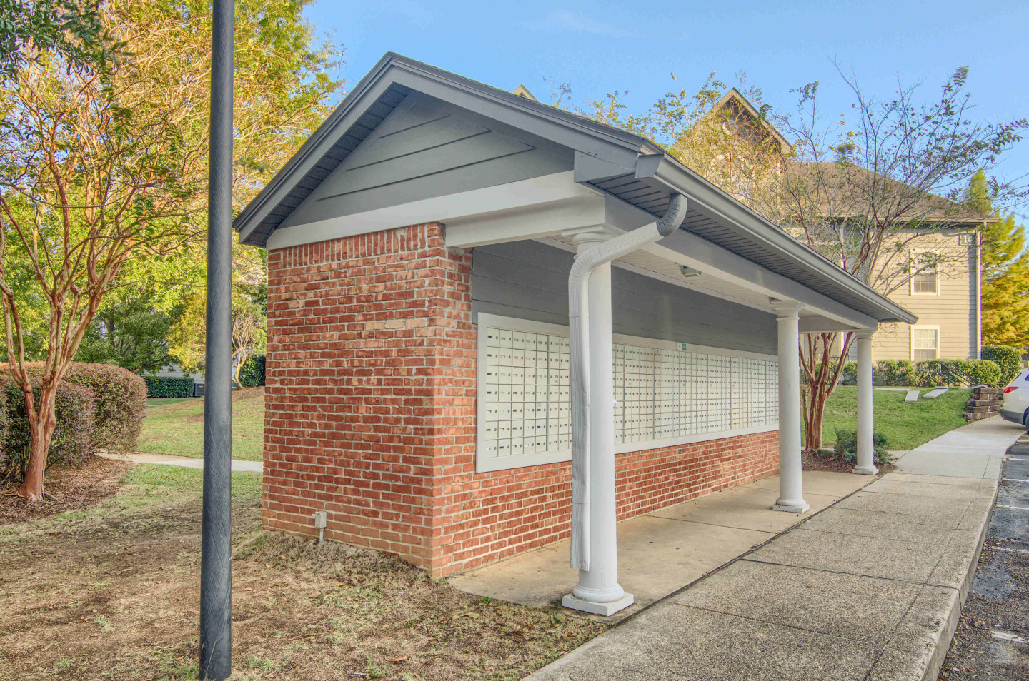 Twin Oaks Image 18