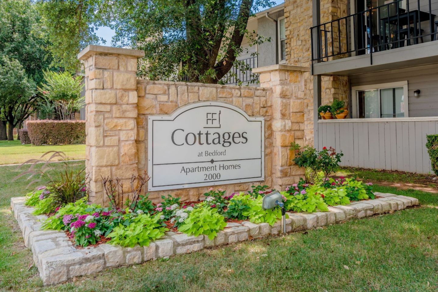 Cottages at Bedford Apartments Image 31