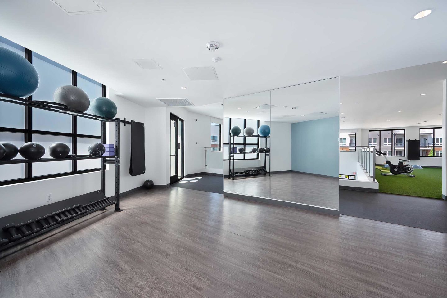 Halcyon Apartments Image 147